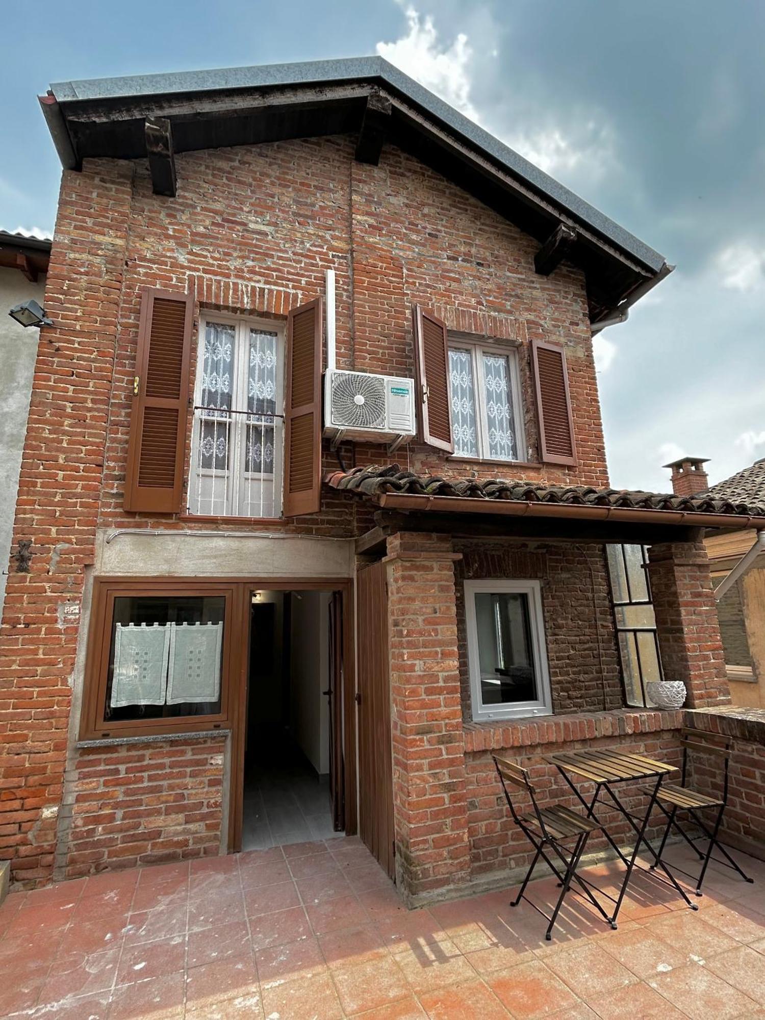 La Casa Della Corte - Monferratohome Viarigi